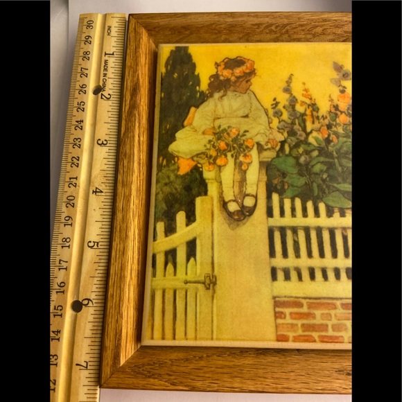 Vintage Framed Tile Chronicles of Rhoda
Art Pic Glossy At Free Standing Frame - Picture 10 of 16